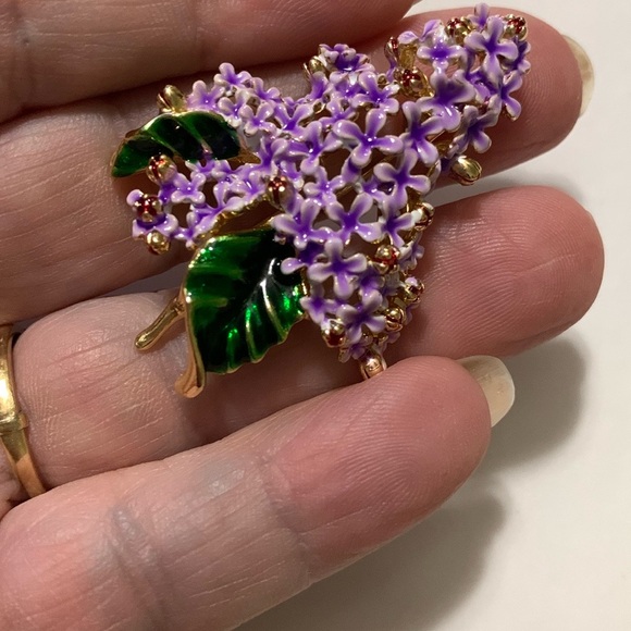 Lilac Flower Enamel Brooch with rhinestone Accents - Picture 3 of 8